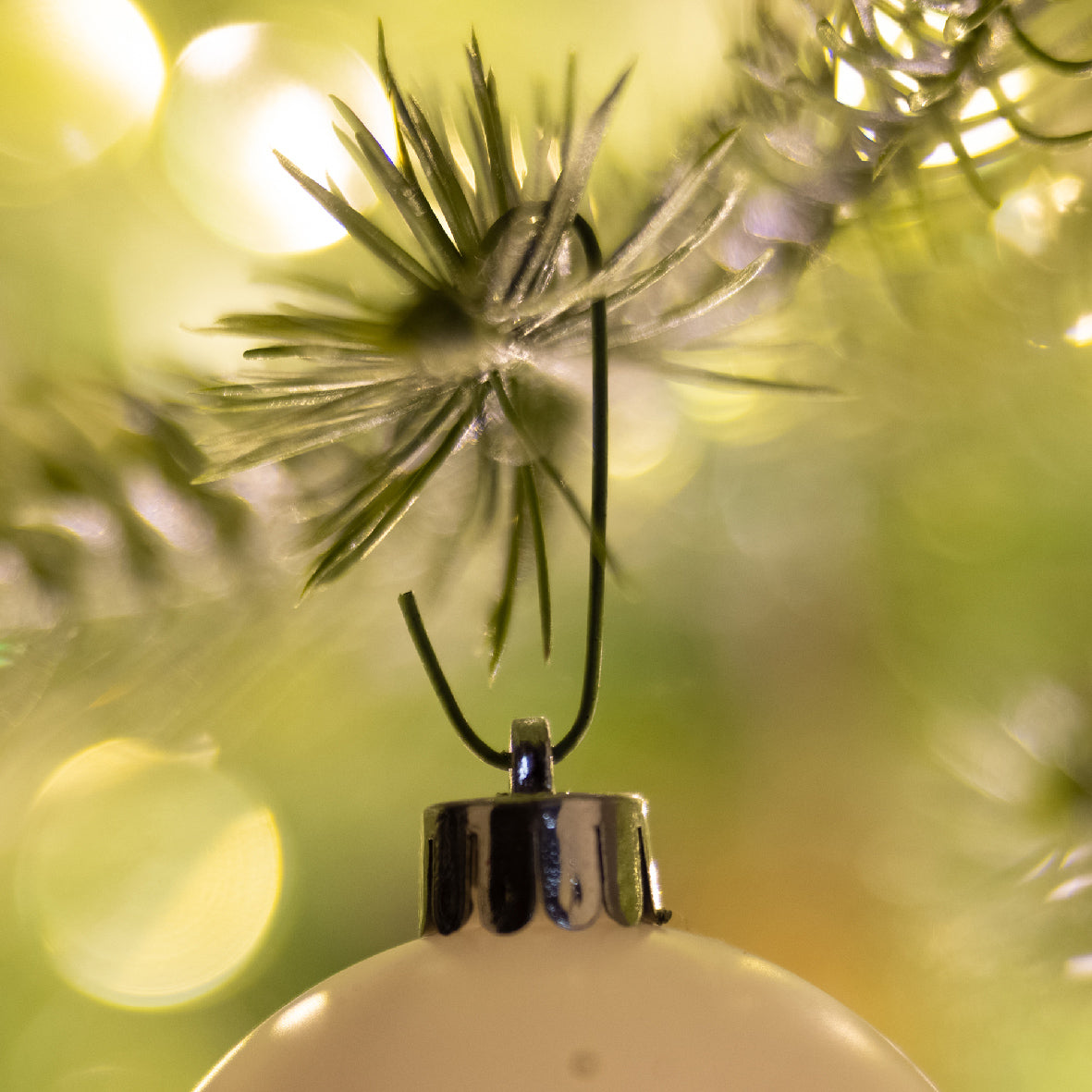 Bauble hangers iron 400005